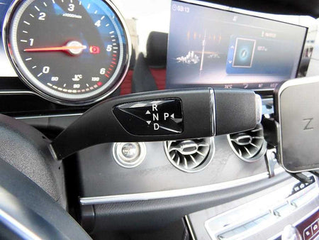 Mercedes-Benz E-Class — photo 16