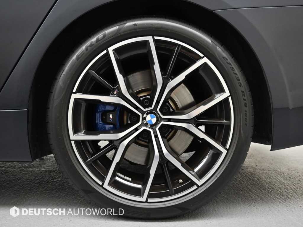 BMW 5-Series — photo 05