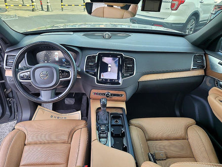 Volvo XC90 — photo 05
