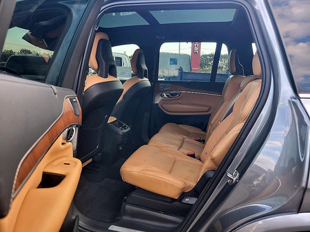 Volvo XC90 — photo 07