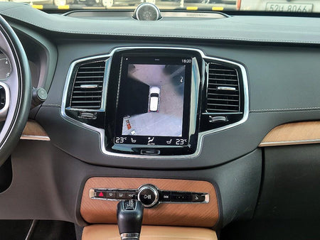 Volvo XC90 — photo 10