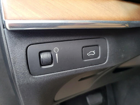 Volvo XC90 — photo 15