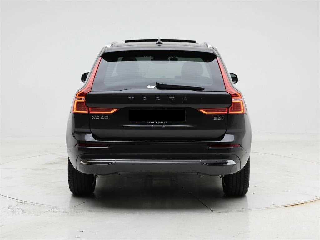 Volvo XC60 — photo 05