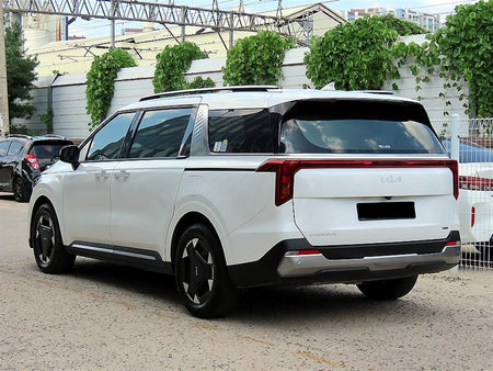 Kia Carnival — photo 03