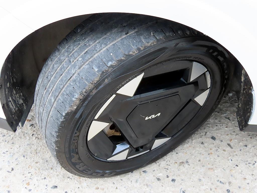 Kia Carnival — photo 20