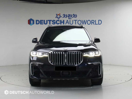 BMW X7 — photo 01