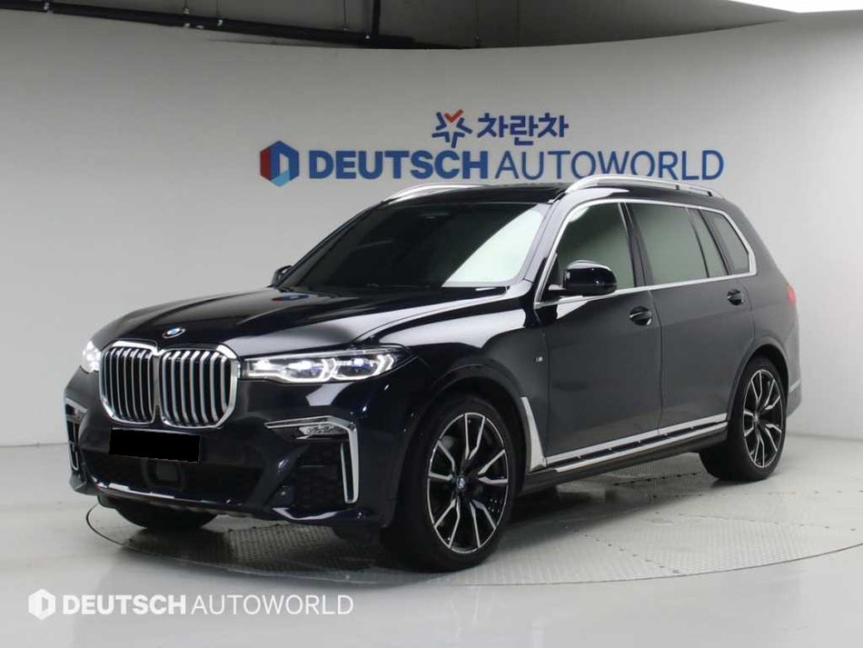 BMW X7 — photo 02