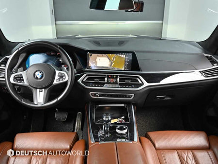 BMW X7 — photo 08