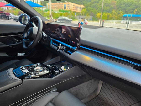 BMW 5-Series — photo 10