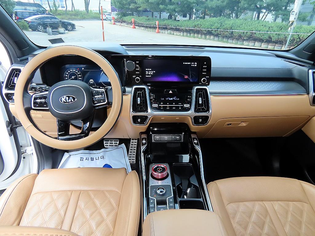 Kia Sorento — photo 07