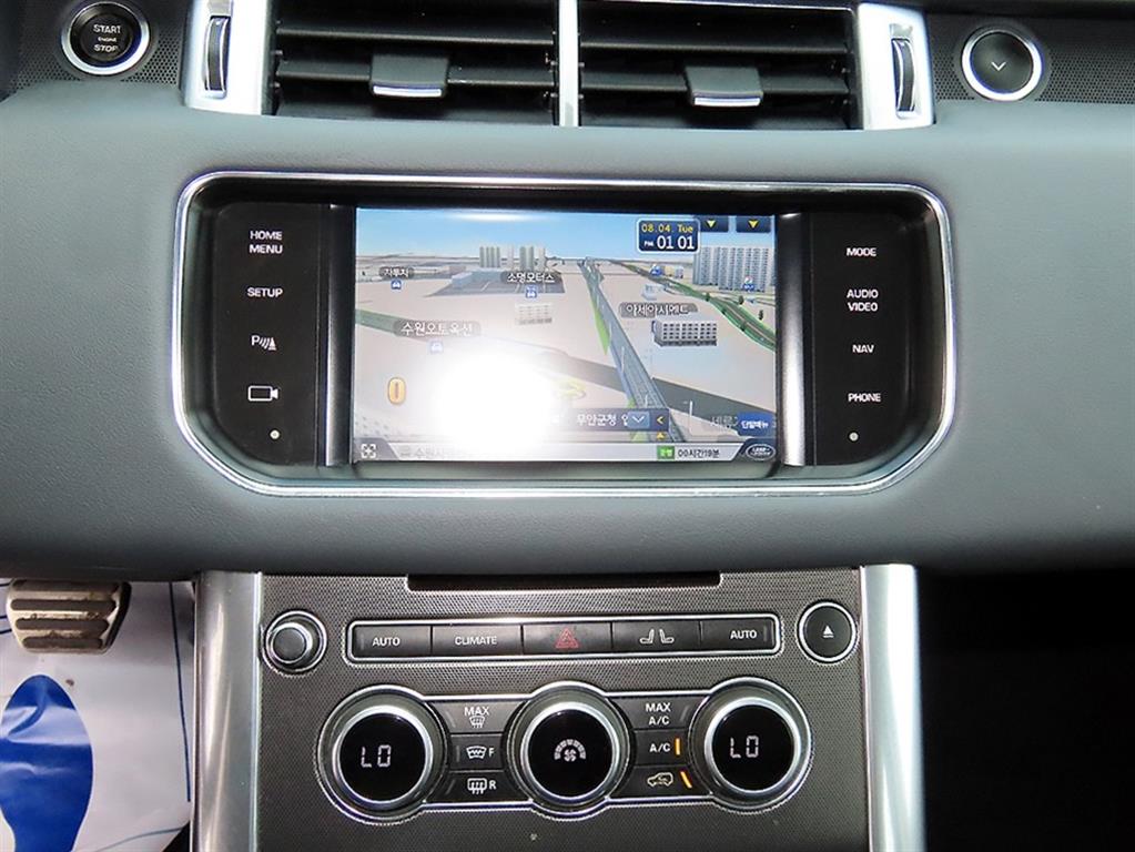 Land Rover Range Rover Sport — photo 14
