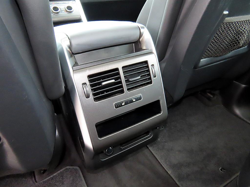 Land Rover Range Rover Sport — photo 16