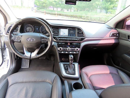 Hyundai Avante — photo 07