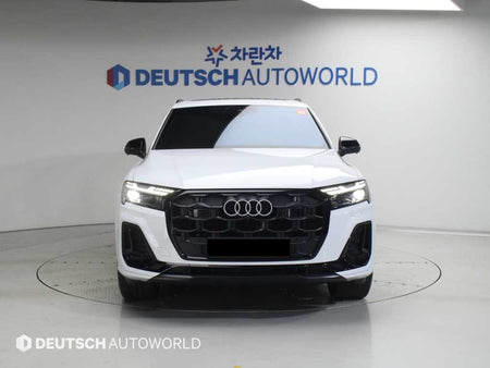 Audi Q7 — photo 03