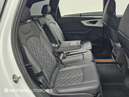 Audi Q7 — photo 12