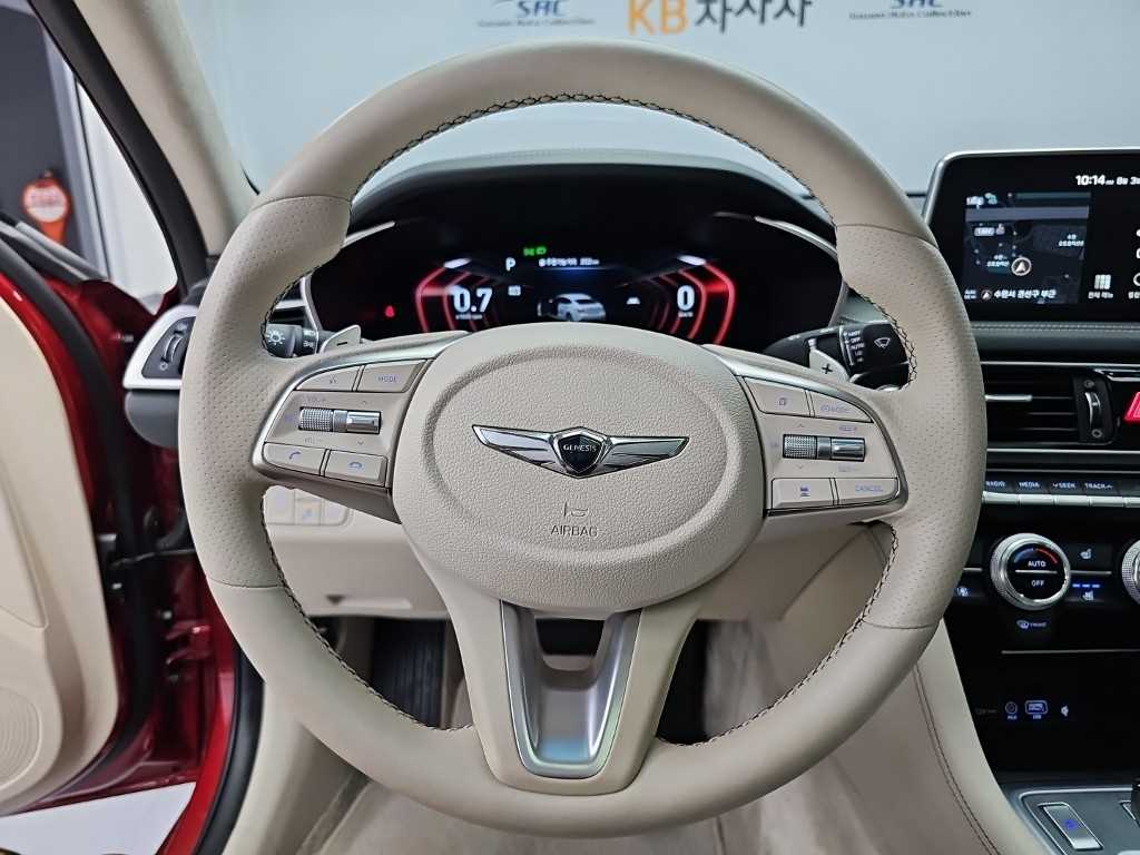 Genesis G70 — photo 09