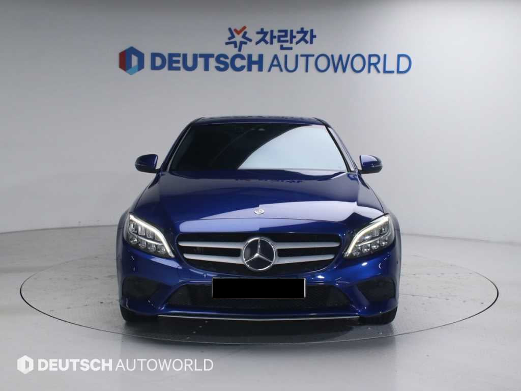 Mercedes-Benz C-Class — photo 03