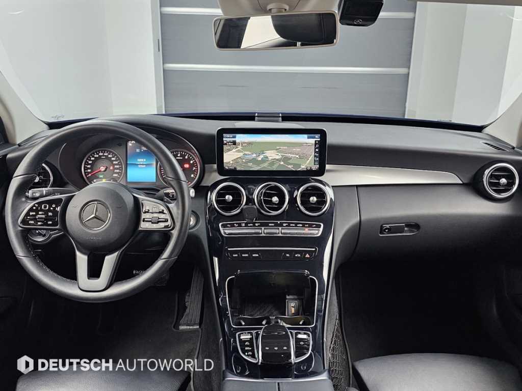 Mercedes-Benz C-Class — photo 07