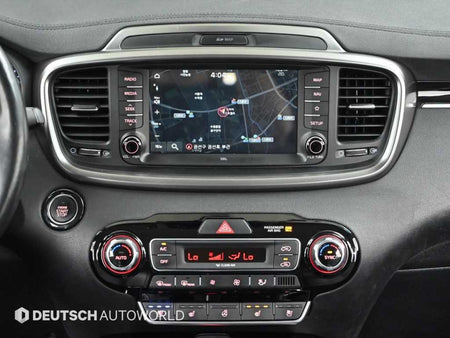 Kia Sorento — photo 14
