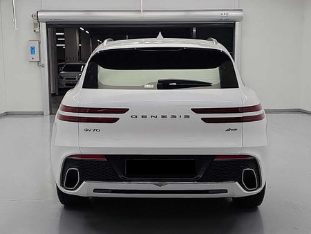 Genesis GV70 — photo 03
