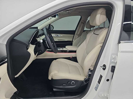 Genesis GV70 — photo 11