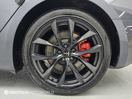 Tesla Model 3 — photo 05