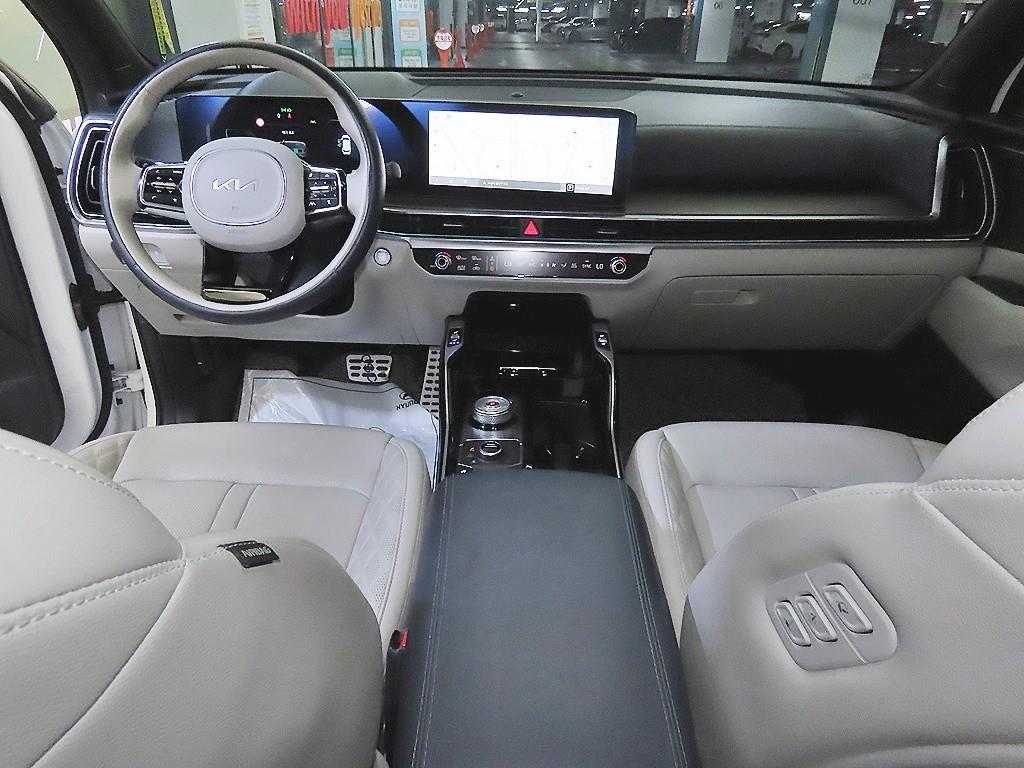 Kia Sorento — photo 10