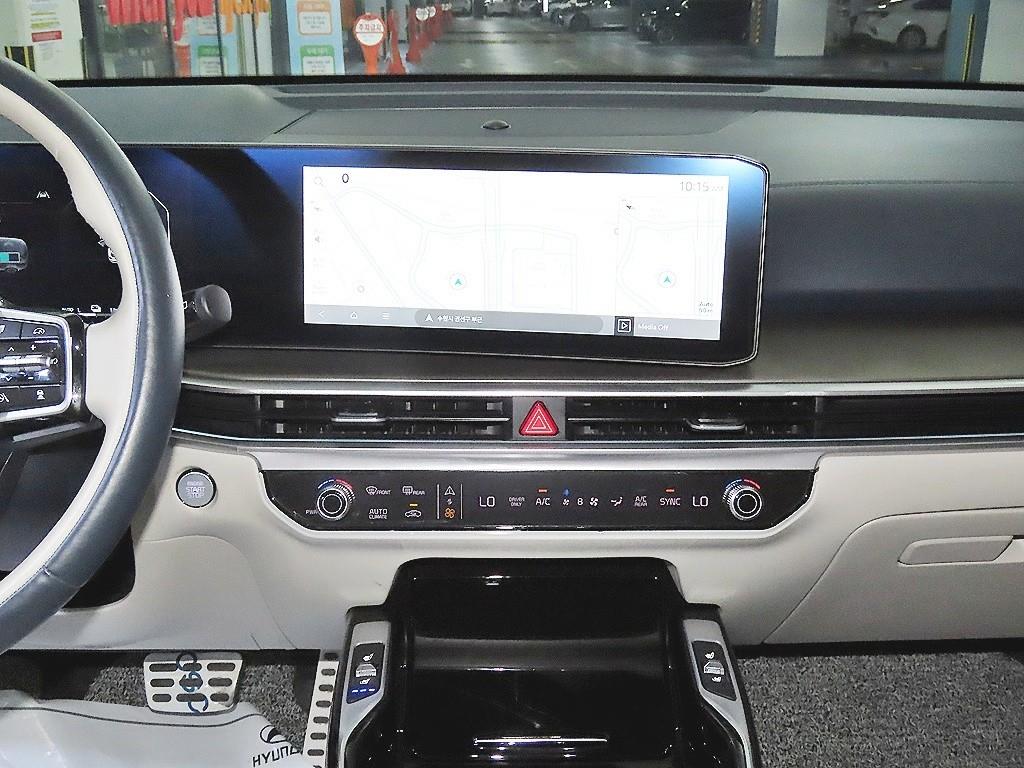 Kia Sorento — photo 11