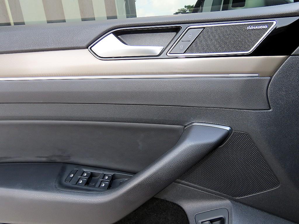 Volkswagen Arteon — photo 12