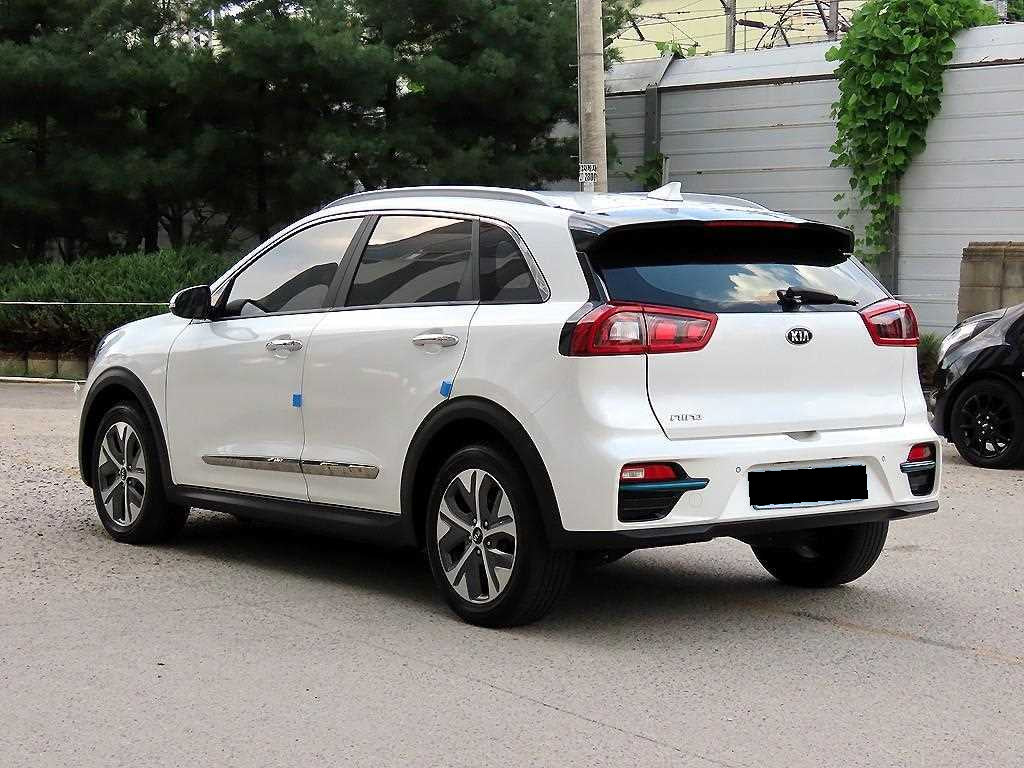 Kia Niro — photo 03