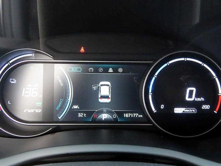 Kia Niro — photo 09