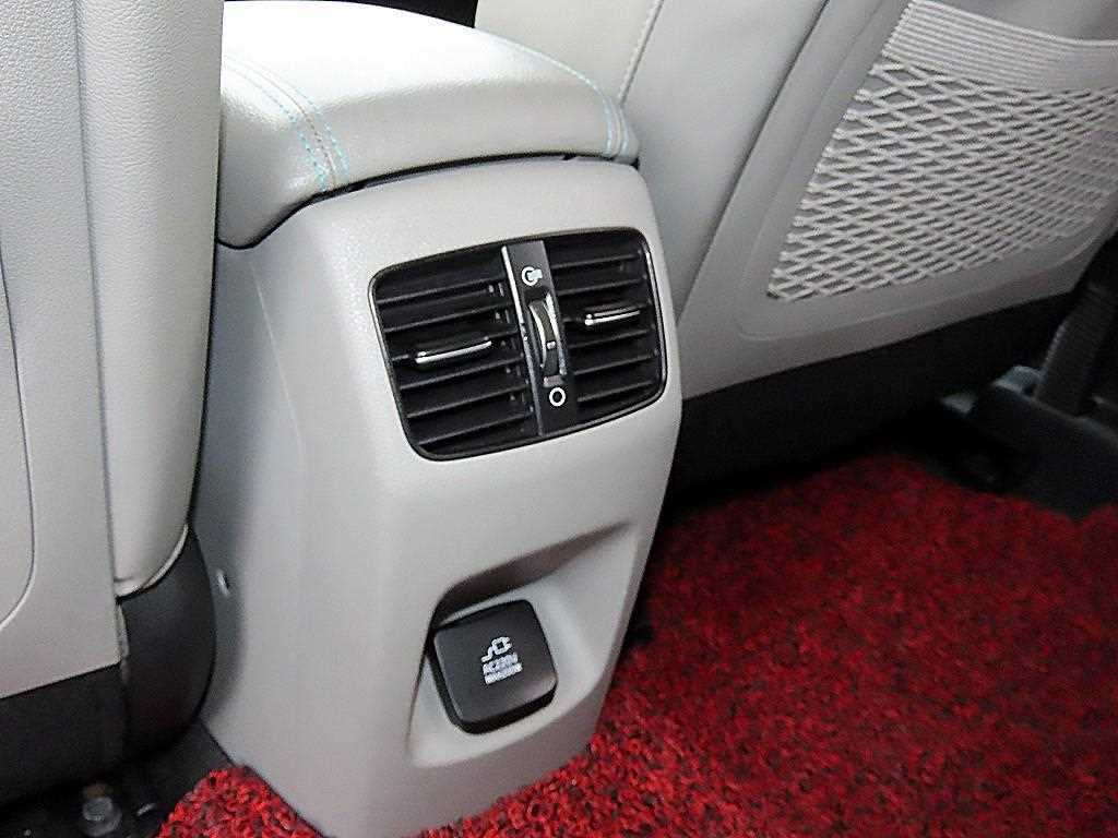 Kia Niro — photo 17