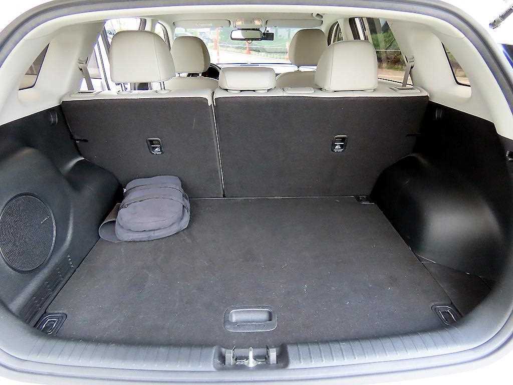 Kia Niro — photo 18