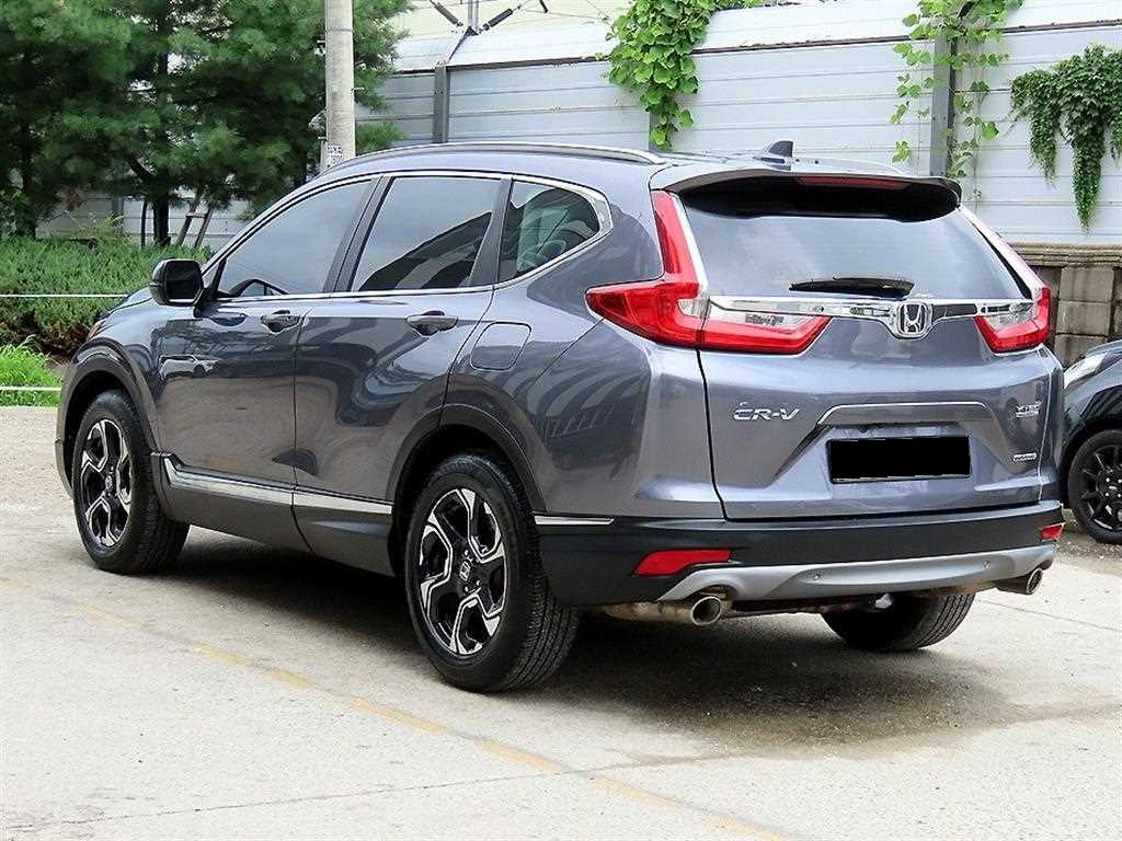 Honda CR-V — photo 03