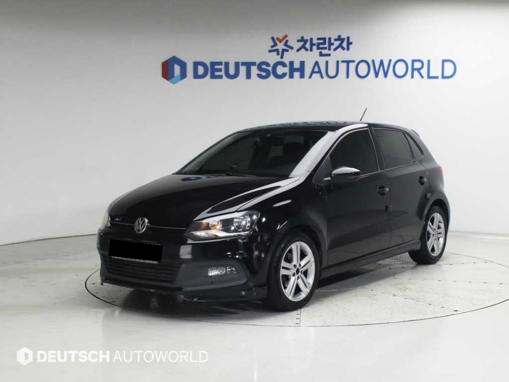 Volkswagen Polo — photo 01