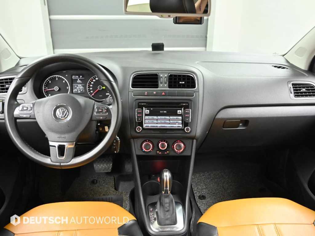 Volkswagen Polo — photo 07