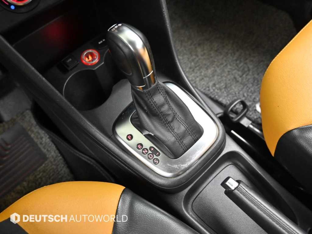Volkswagen Polo — photo 09
