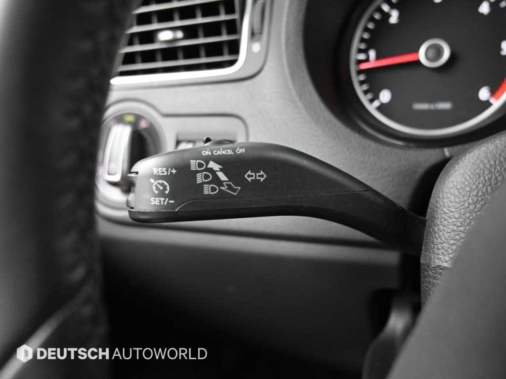 Volkswagen Polo — photo 15