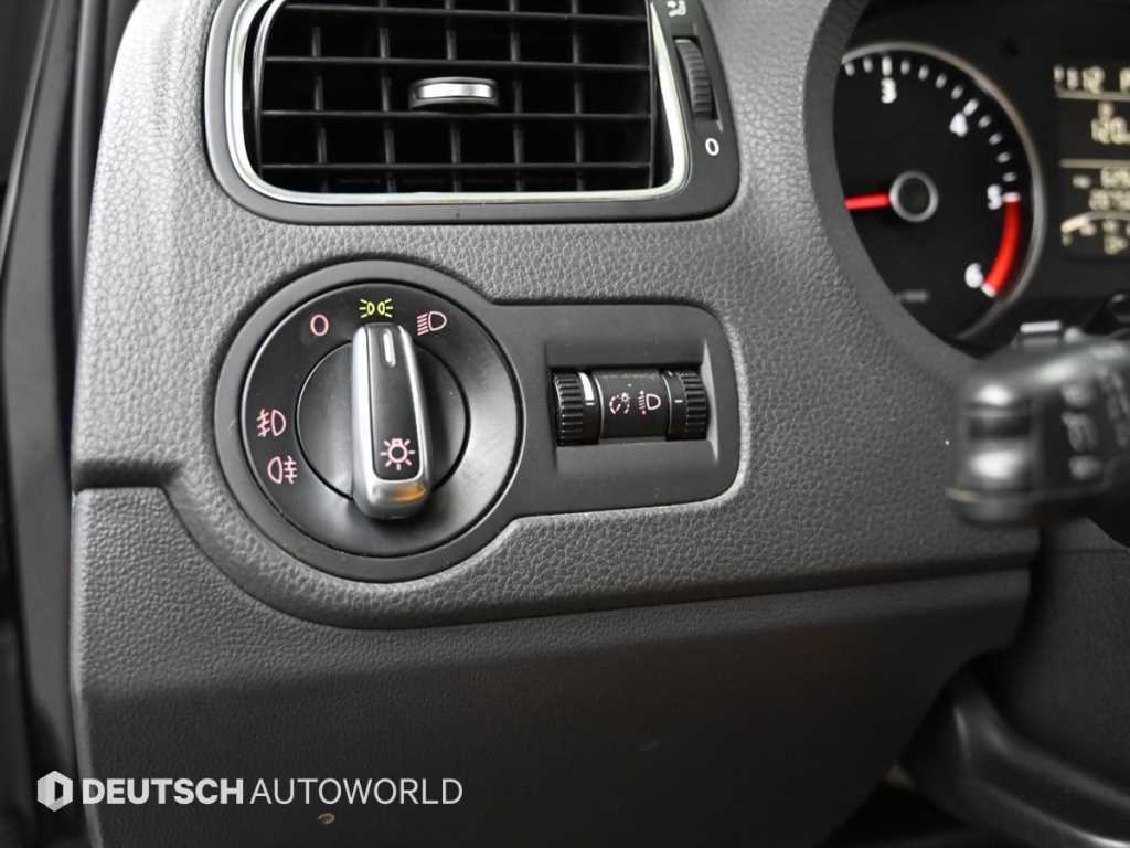 Volkswagen Polo — photo 16