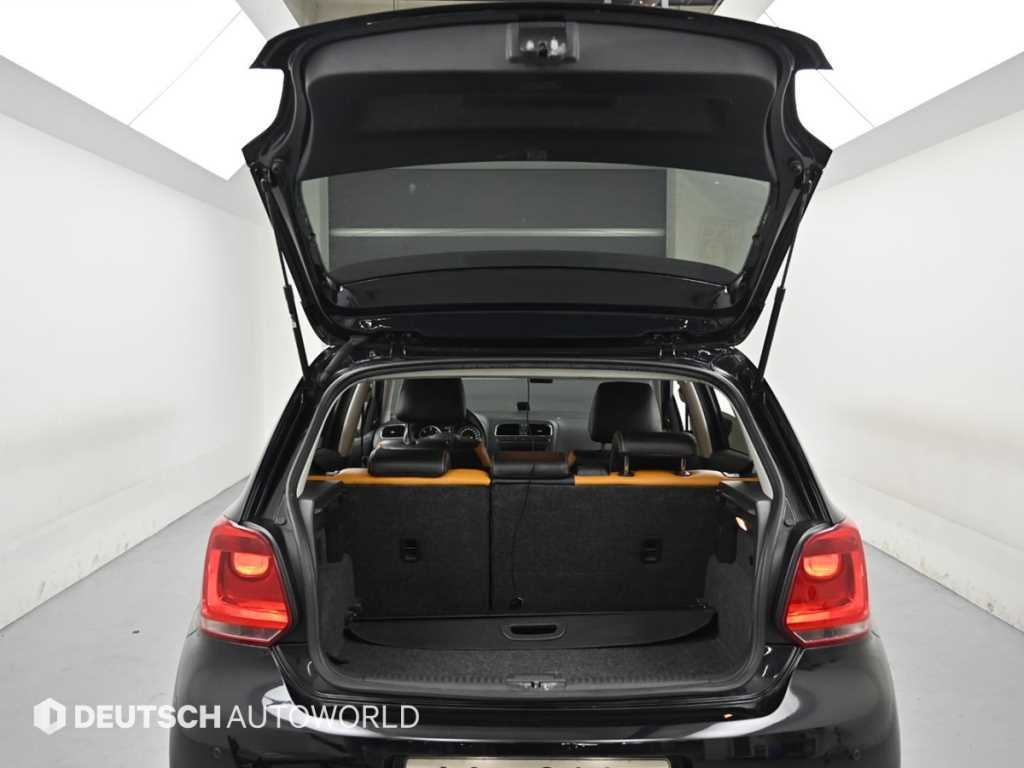 Volkswagen Polo — photo 19