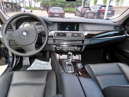 BMW 5-Series — photo 07