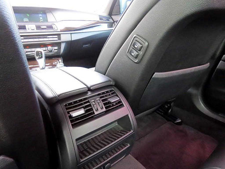 BMW 5-Series — photo 17