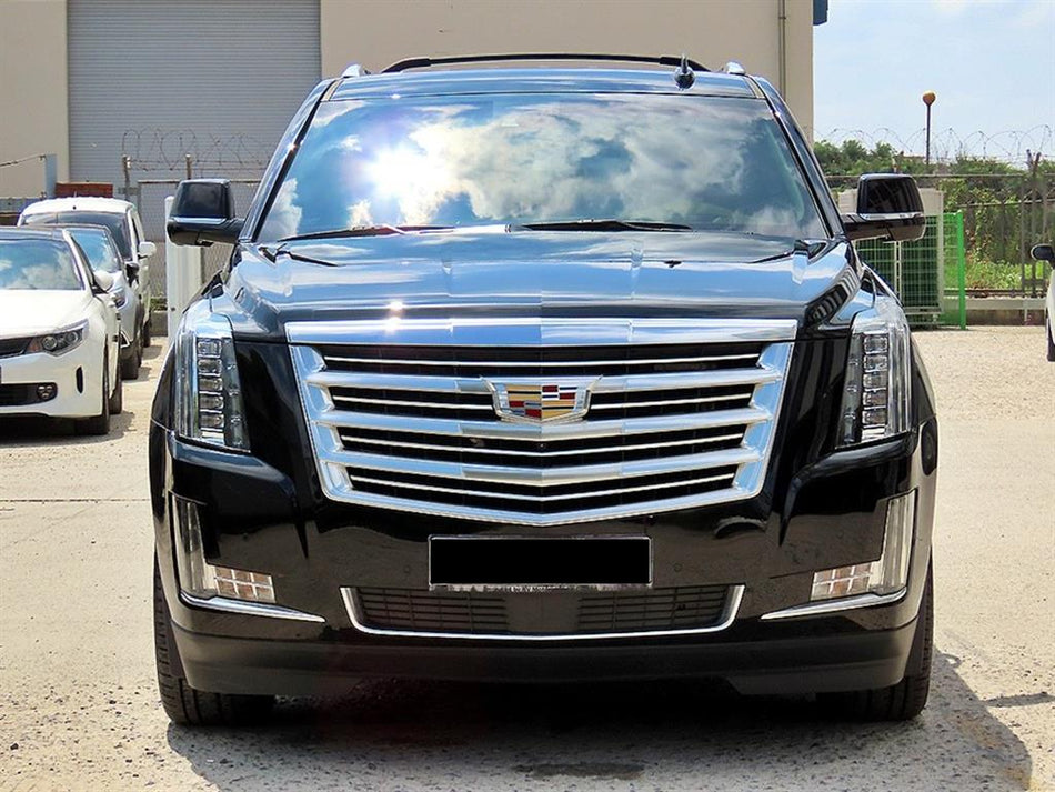 Cadillac Escalade — photo 01
