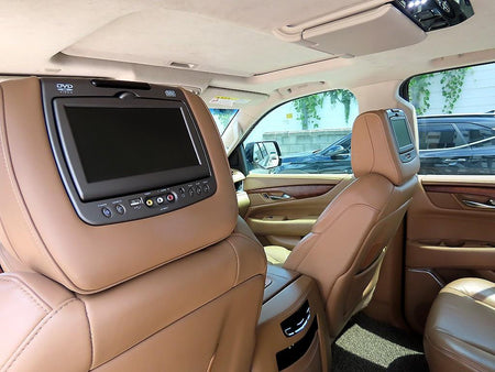 Cadillac Escalade — photo 14