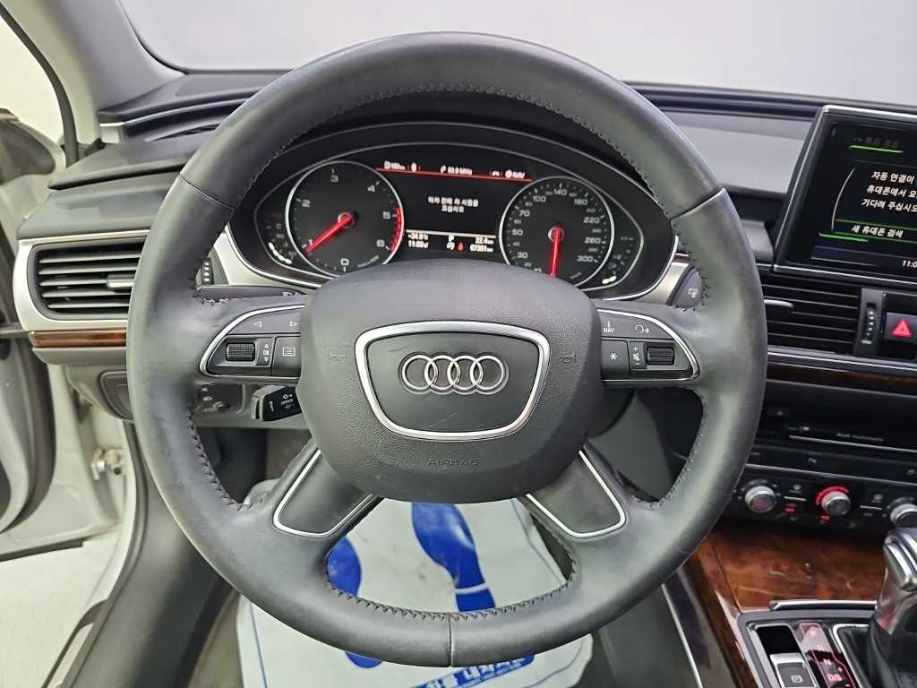 Audi A6 — photo 09