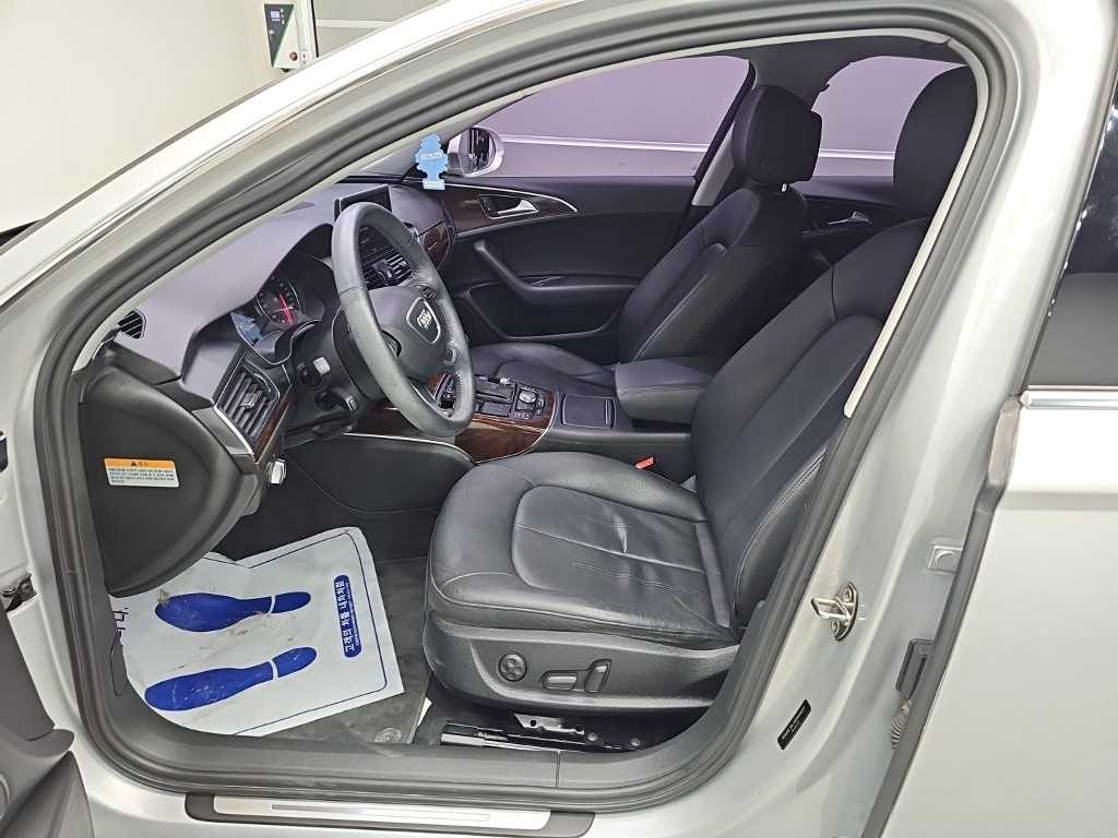 Audi A6 — photo 11