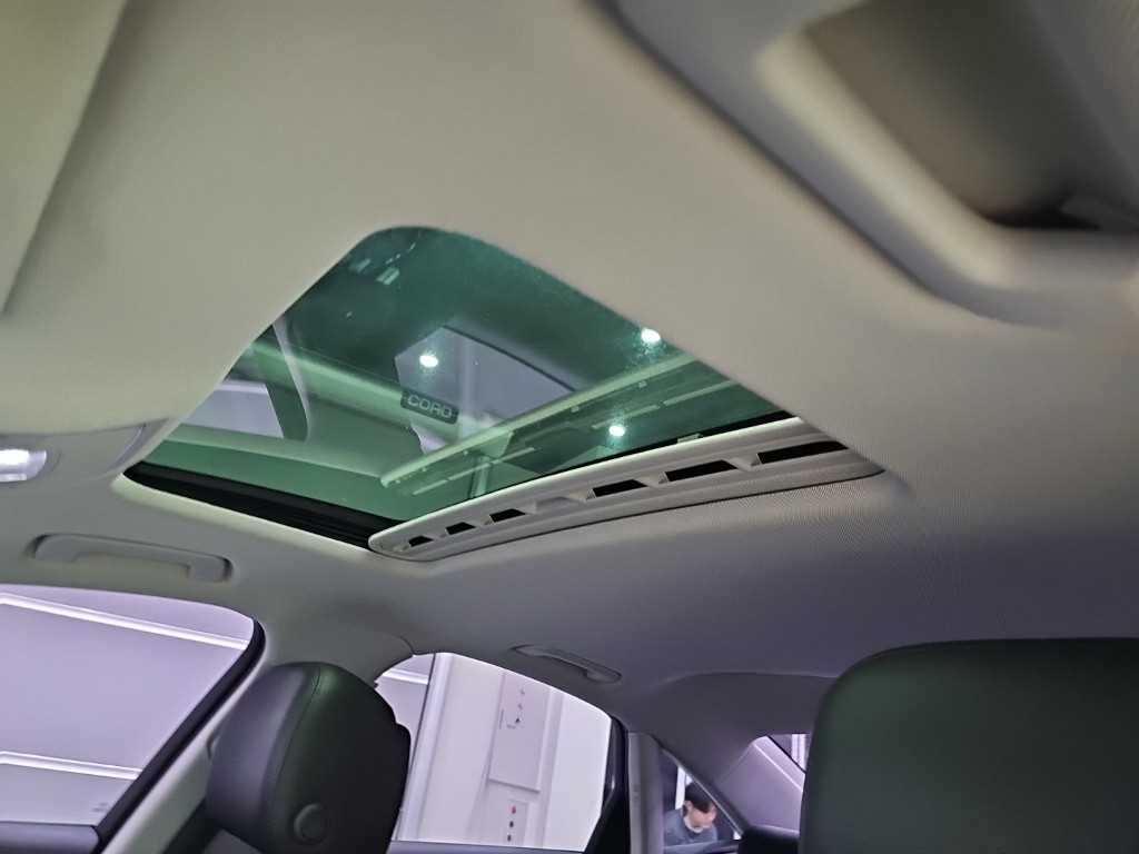 Audi A6 — photo 13