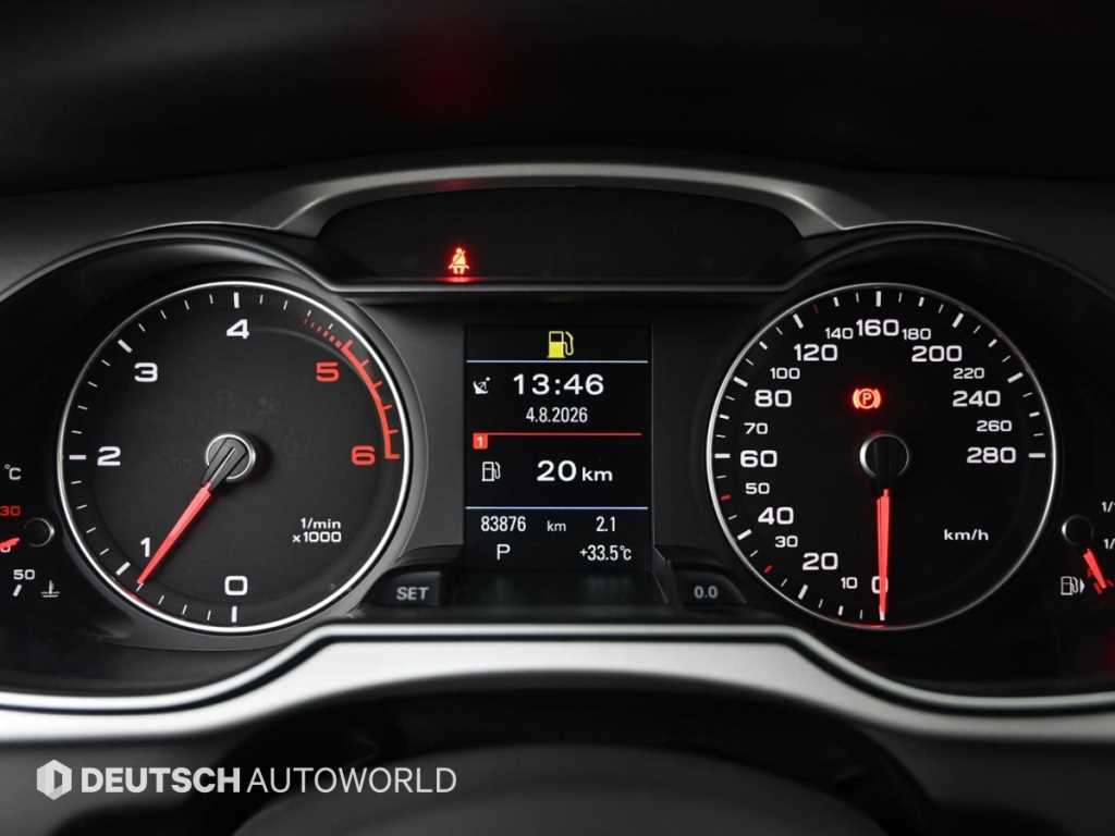 Audi A4 — photo 08