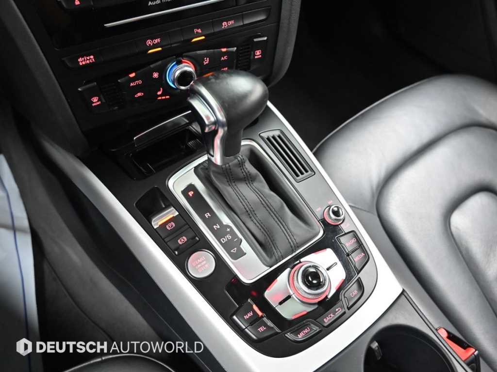 Audi A4 — photo 09