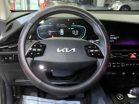 Kia Niro — photo 08